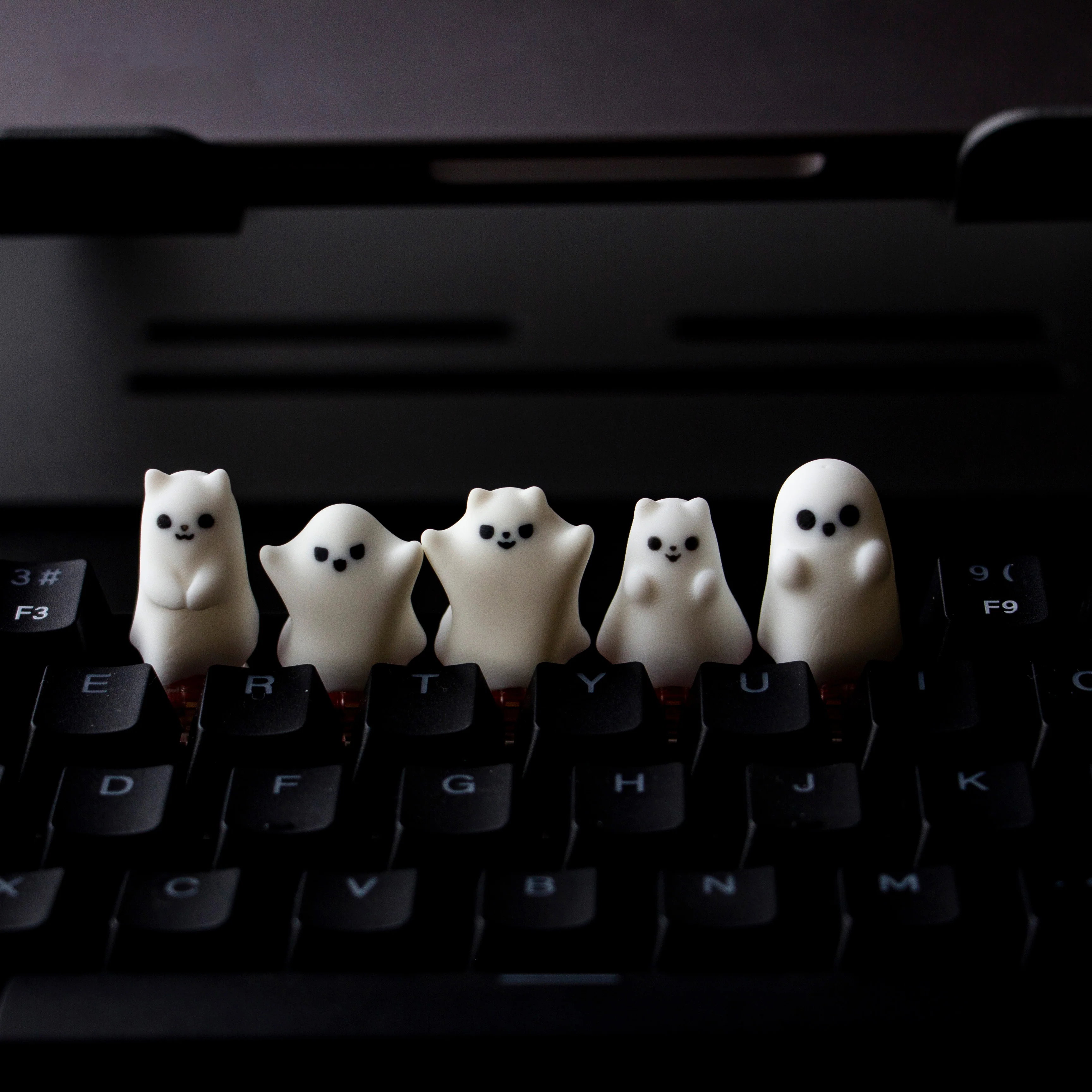 YUNZII Mystery Box - Handmade Artisan Keycap - Image 6